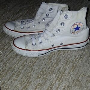 Converse Chuck Taylor Classic White High-Top Sneakers Womens Sz: 7 M:5